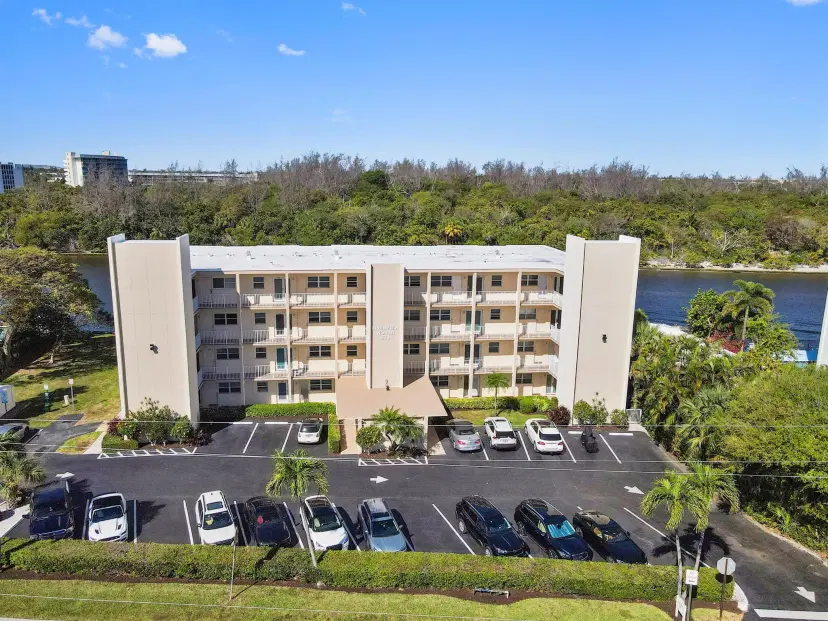 Picture of 333 NE 19Th Avenue 202, Deerfield Beach FL 33441