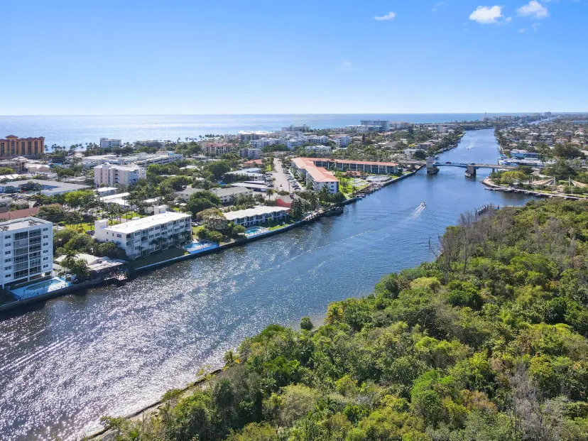 Picture of 333 NE 19Th Avenue 202, Deerfield Beach FL 33441