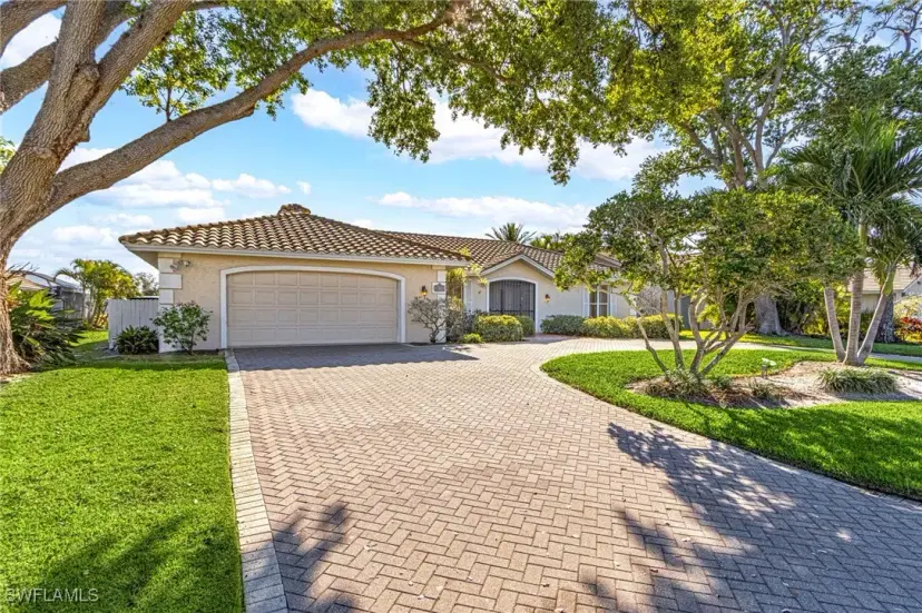 Picture of 28373 Sombrero Dr, Bonita Springs FL 34135