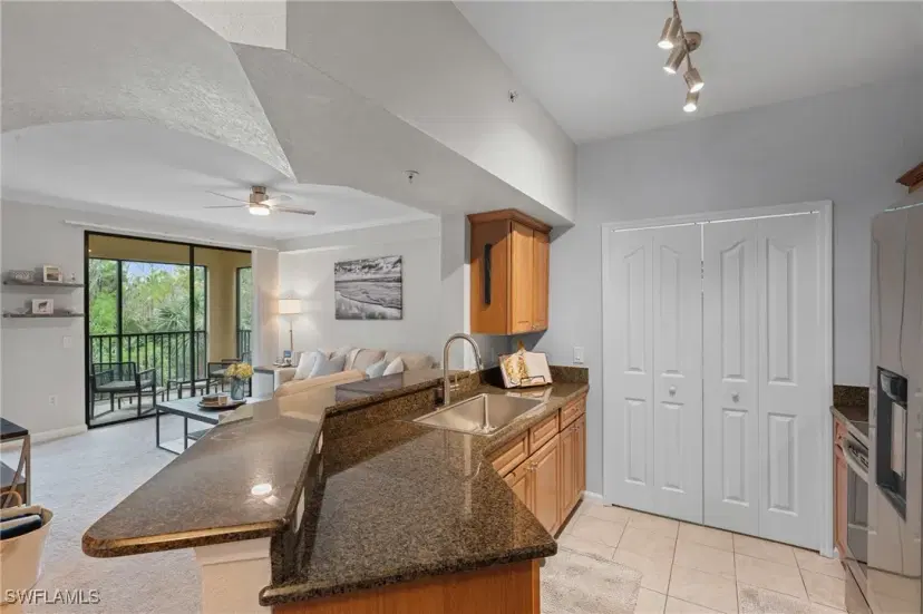 Picture of 12965 Positano Cir 304, Naples FL 34105
