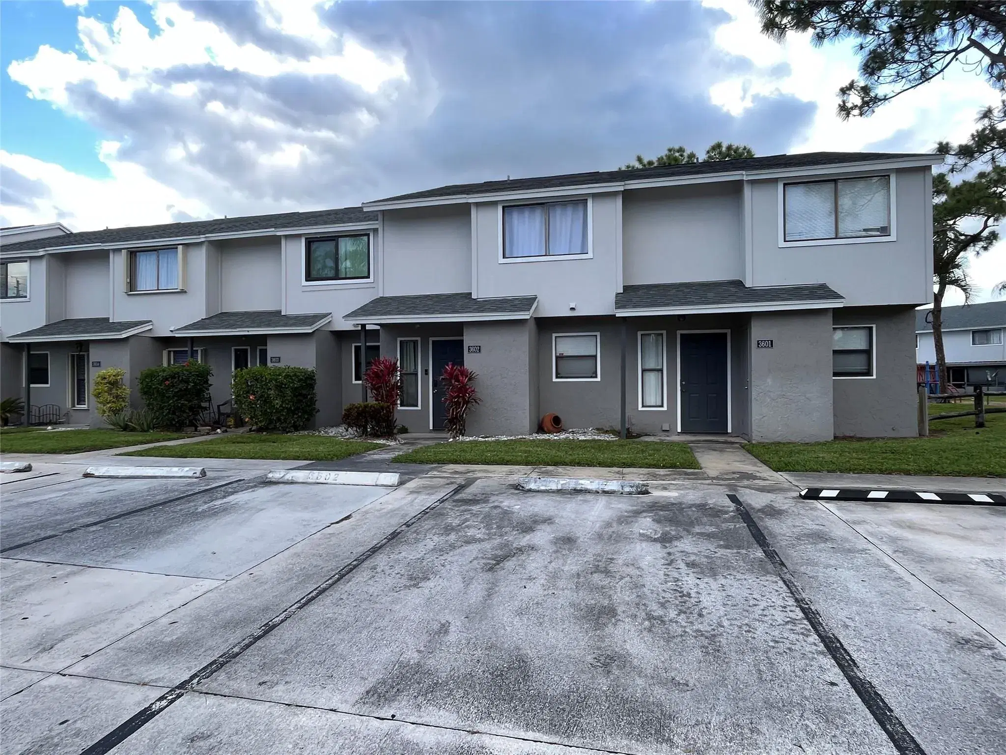 Picture of 3602 Inlet Cir, Greenacres, FL 33463