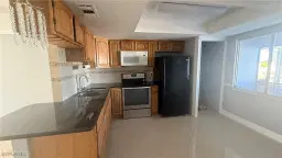 Picture of 2510 SE 16Th Pl 103, Cape Coral, FL 33904