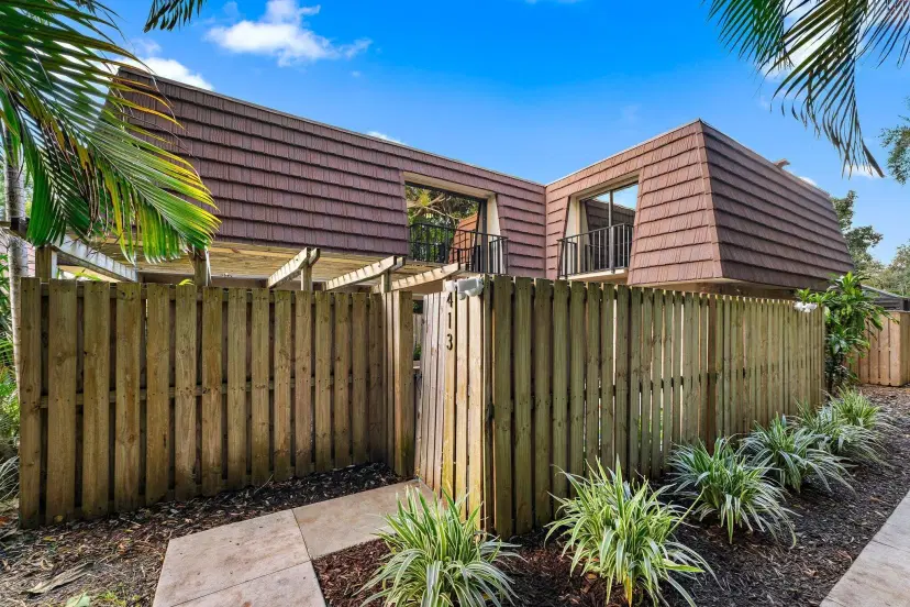 Picture of 413 4Th Lane, Palm Beach Gardens FL 33418