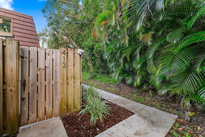 Picture of 413 4Th Lane, Palm Beach Gardens FL 33418