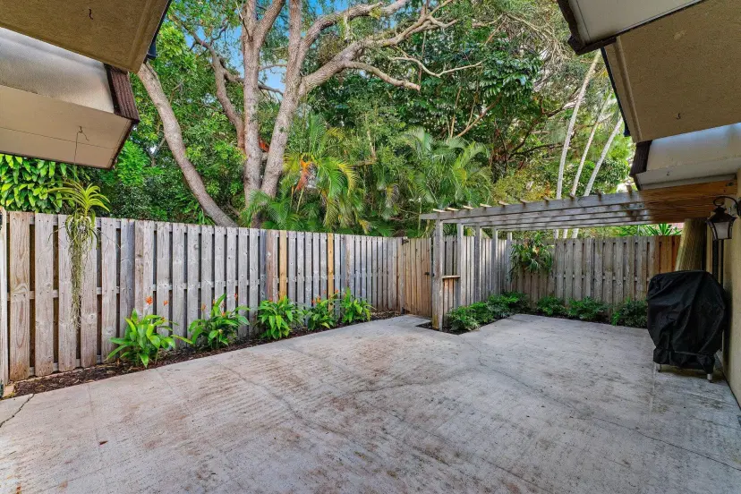 Picture of 413 4Th Lane, Palm Beach Gardens FL 33418