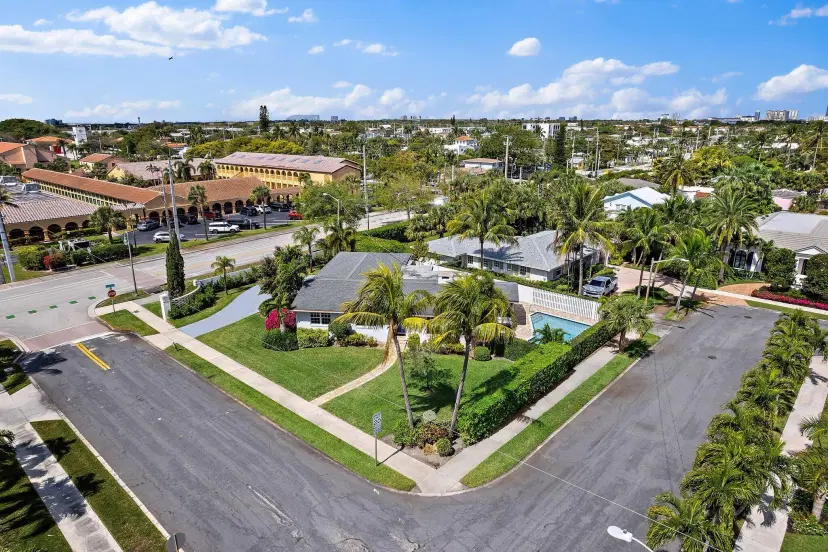 Picture of 235 Worth Court, West Palm Beach FL 33405