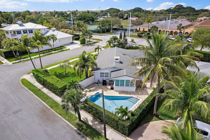 Picture of 235 Worth Court, West Palm Beach FL 33405