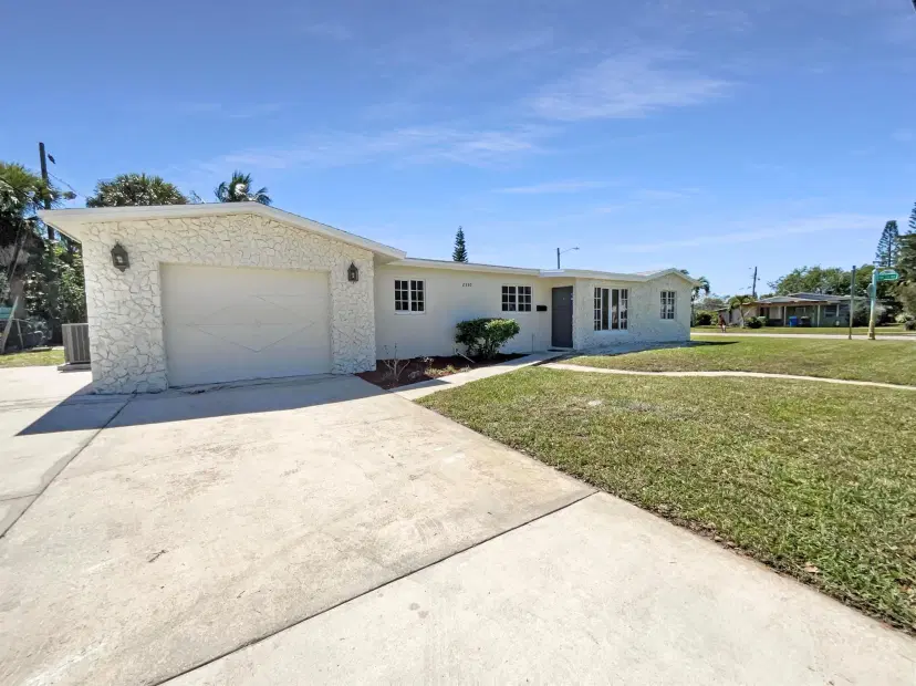 Picture of 2330 NW 11Th Street, Fort Lauderdale FL 33311