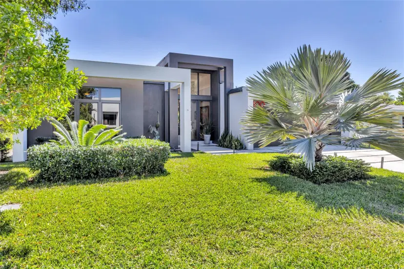 Picture of 400 NE 22 Street, Wilton Manors FL 33305