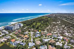 Picture of 126 Orion Circle, Jupiter, FL 33477