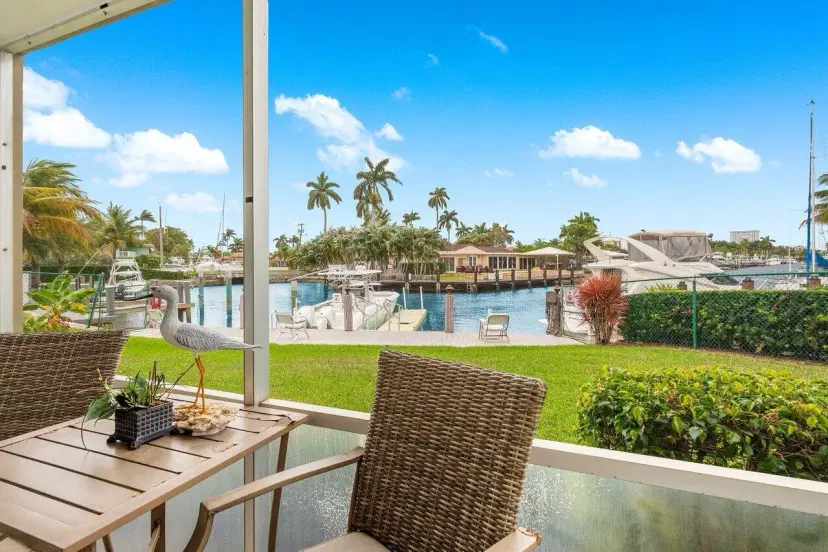 Picture of 2201 SE 9Th Street 107, Pompano Beach FL 33062