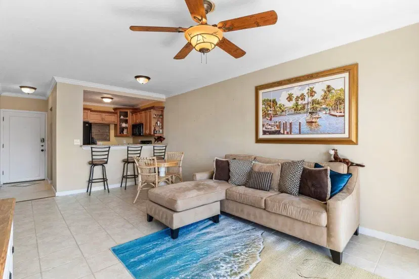 Picture of 2201 SE 9Th Street 107, Pompano Beach FL 33062