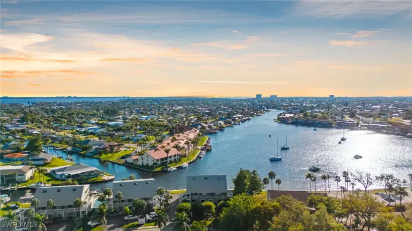 Picture of 610 Victoria Dr 101C, Cape Coral FL 33904