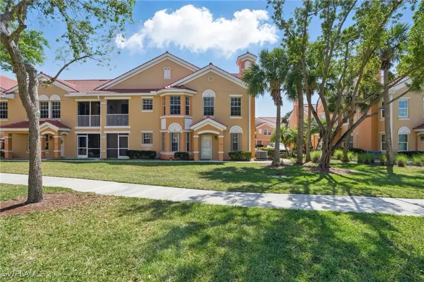 Picture of 1859 Concordia Lake Cir 703, Cape Coral FL 33909