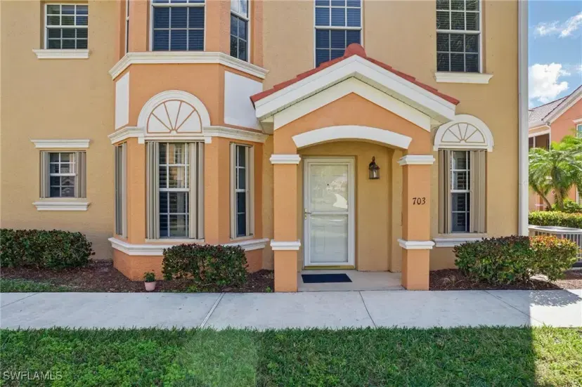 Picture of 1859 Concordia Lake Cir 703, Cape Coral FL 33909