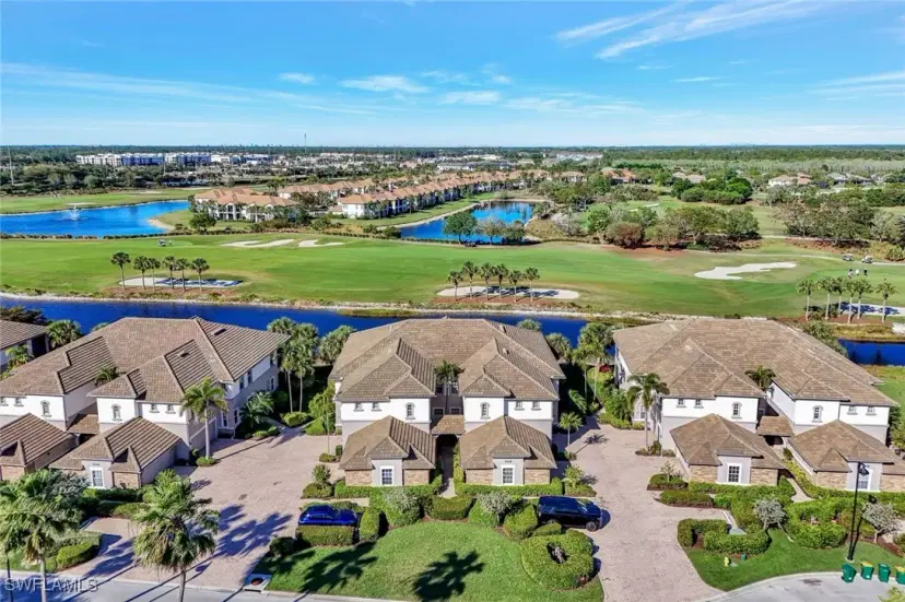 Picture of 8735 Coastline Ct 202, Naples FL 34120