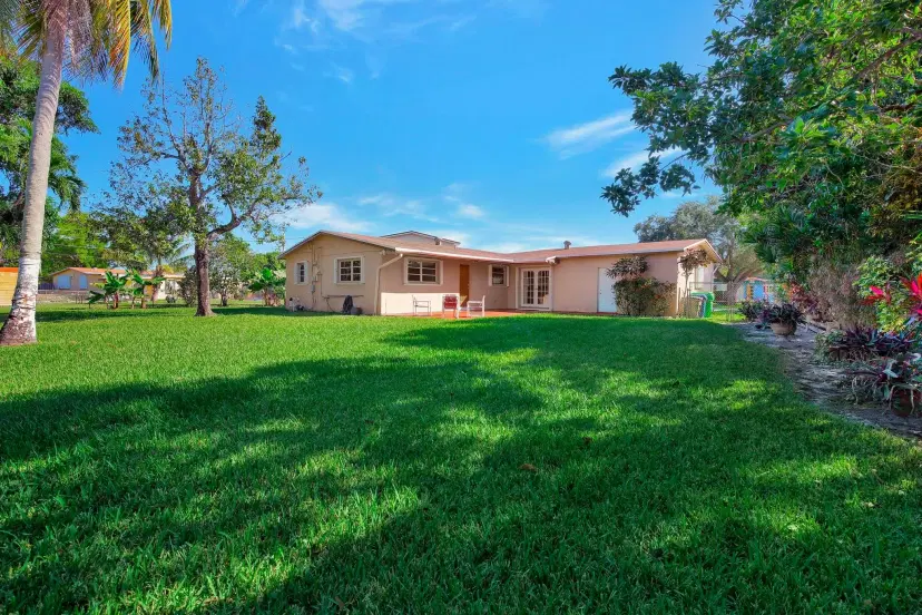 Picture of 1831 NW 63Rd Ave, Sunrise FL 33313