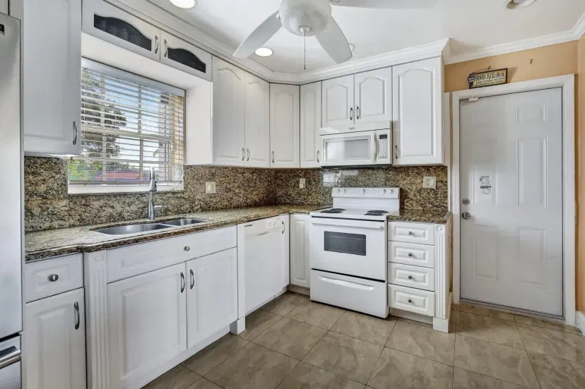 Picture of 1831 NW 63Rd Ave, Sunrise FL 33313