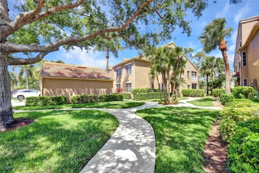 Picture of 20101 Seagrove St 705, Estero FL 33928