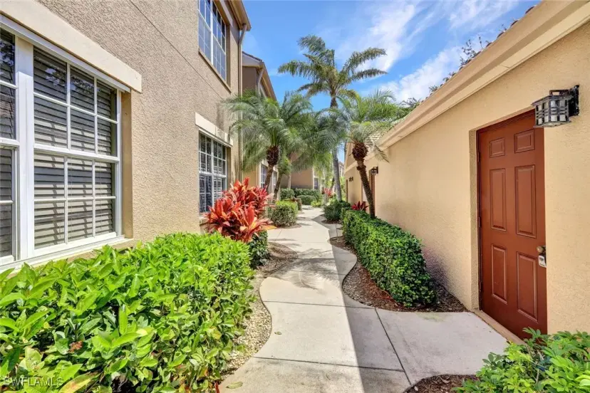 Picture of 20101 Seagrove St 705, Estero FL 33928
