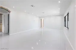 Picture of 2230 Harbor Rd, Naples, FL 34104