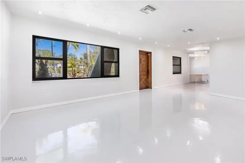 Picture of 2230 Harbor Rd, Naples FL 34104