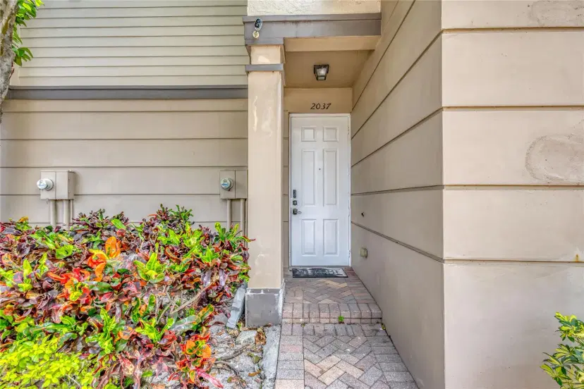 Picture of 2037 Nassau Dr 2037, Riviera Beach FL 33404