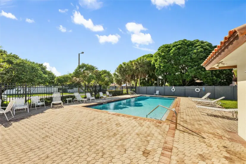 Picture of 6353 Lantana Pines Dr, Lake Worth FL 33462