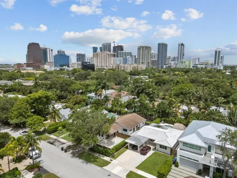 Picture of 805 SE 9Th St, Fort Lauderdale FL 33316