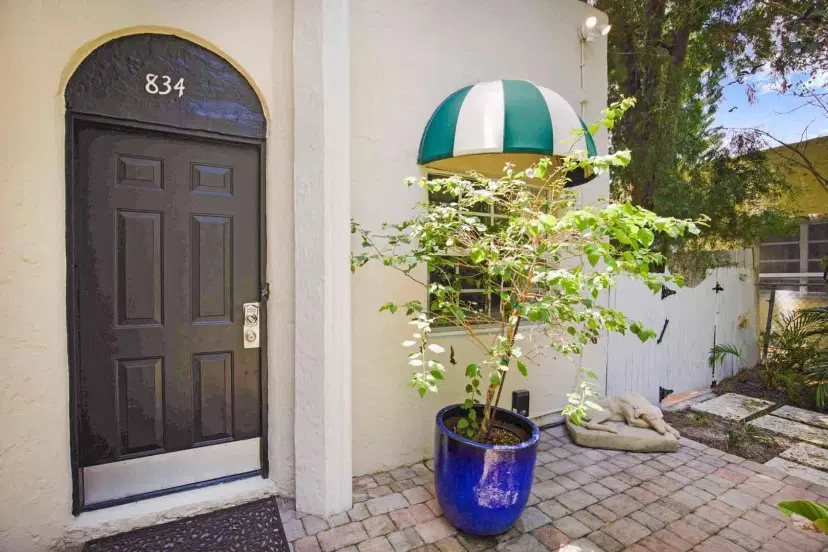 Picture of 834 Upland Road, West Palm Beach FL 33401