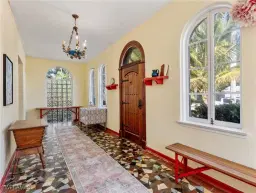 Picture of 1324 Rio Vista Ave, Fort Myers, FL 33901