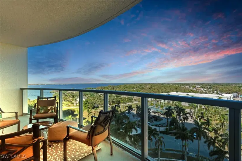Picture of 3000 Oasis Grand Blvd 1004, Fort Myers FL 33916