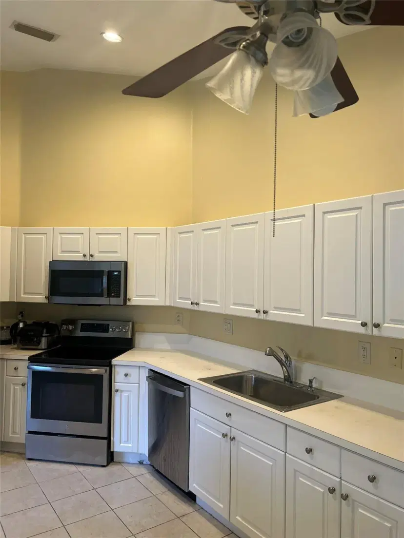 Picture of 2530 E Aragon Blvd 3, Sunrise, FL 33313