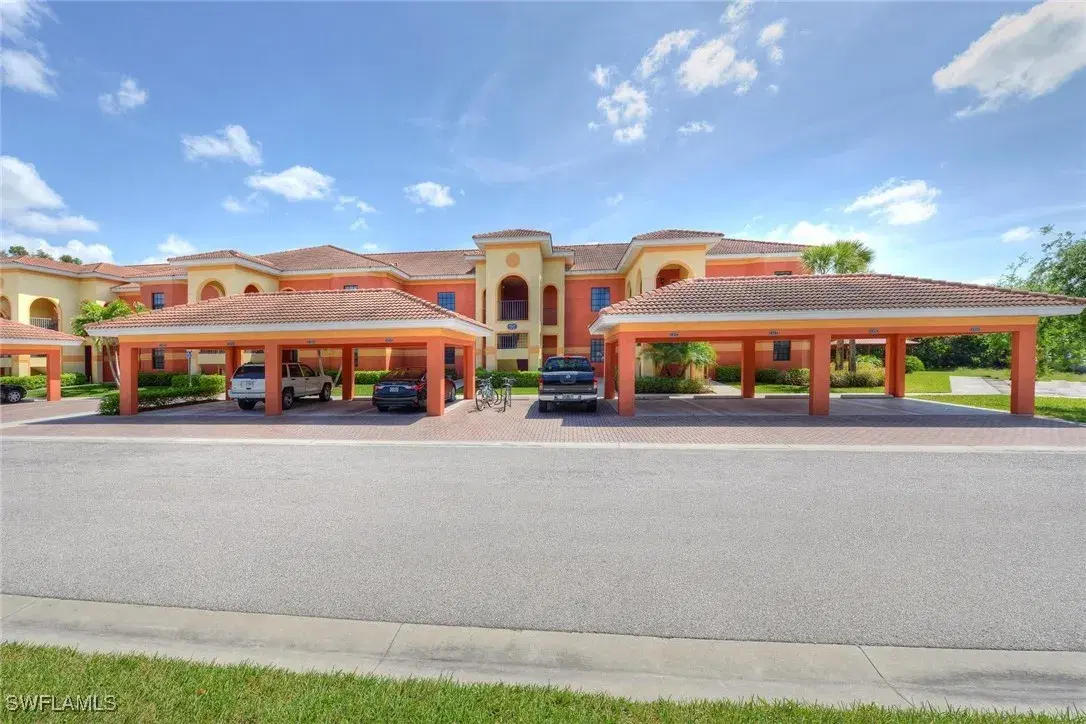 Picture of 13661 Julias Way 1317, Fort Myers, FL 33919