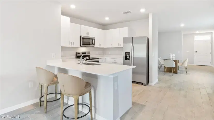 Picture of 11151 Sunset Preserve Dr, Fort Myers FL 33971