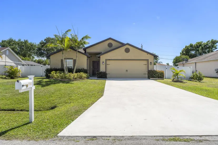 Picture of 712 SW Mccullough Avenue, Port St Lucie FL 34987