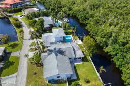 Picture of 134 Crescent Dr, Fort Myers, FL 33919