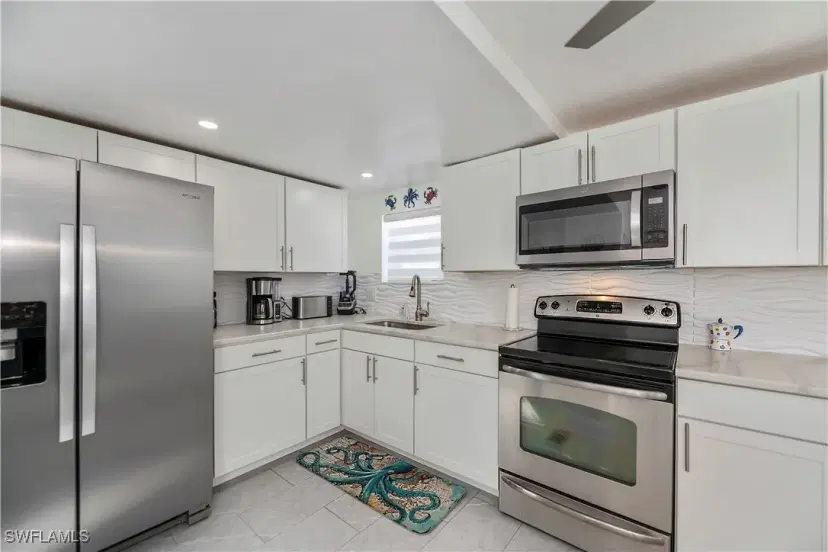 Picture of 3842 Cherry Ln, St. James City FL 33956