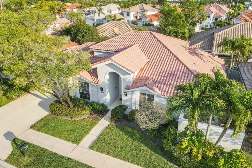 Picture of 213 Eagleton Lake Boulevard, Palm Beach Gardens FL 33418
