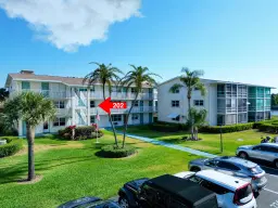 Picture of 170 Horizons E 202, Boynton Beach, FL 33435