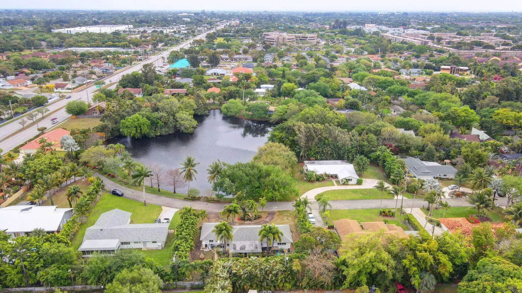 Picture of 8 Bell Lane, Palm Springs, FL 33406