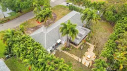Picture of 8 Bell Lane, Palm Springs, FL 33406