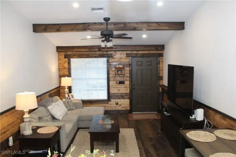 Picture of 6285 Parkers Hammock Rd B, Naples FL 34112