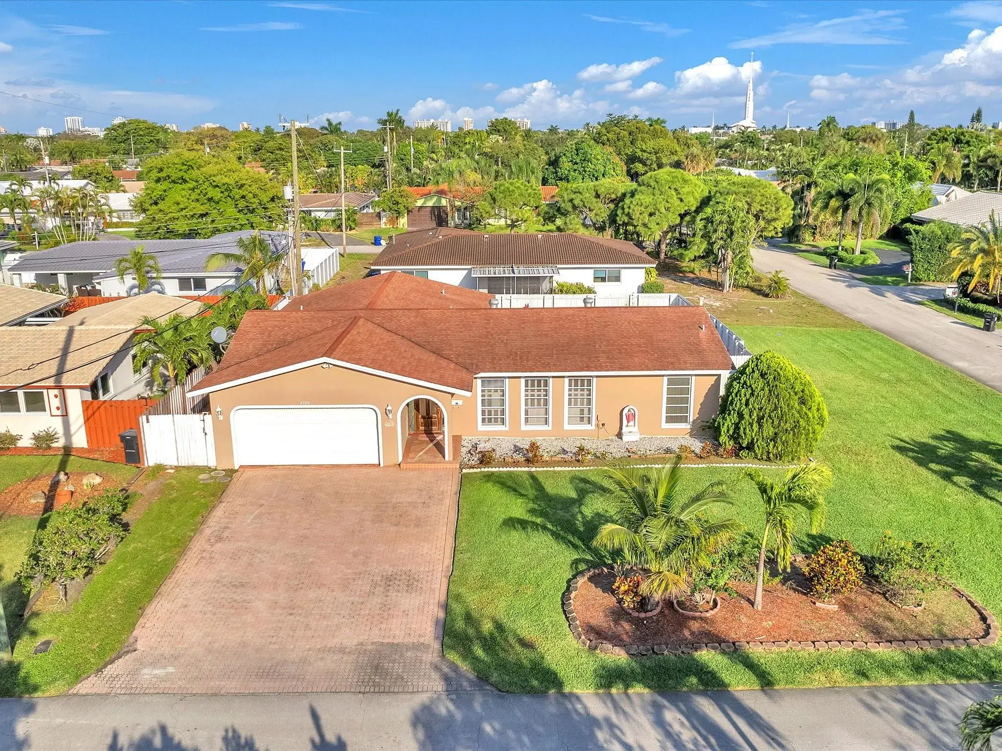 Picture of 5700 NE 18Th Ter, Fort Lauderdale, FL 33308