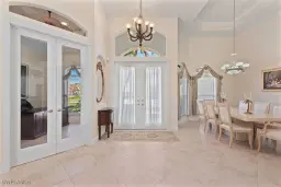 Picture of 560 Inlet Dr, Marco Island, FL 34145