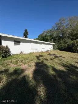 Picture of 18 Alabama Rd N, Lehigh Acres, FL 33936
