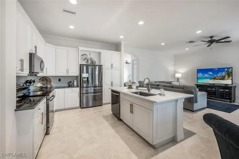 Picture of 1905 Isla De Palma Cir, Naples FL 34119