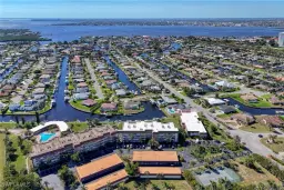 Picture of 4289 Mariner Way 312, Fort Myers, FL 33919