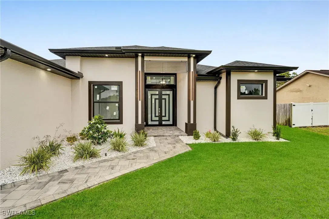 Picture of 606 SW 25Th St, Cape Coral, FL 33914