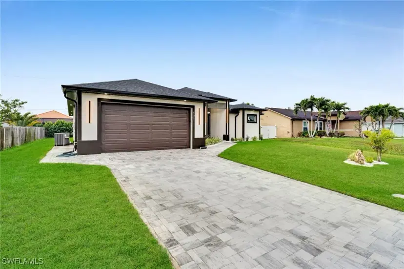 Picture of 606 SW 25Th St, Cape Coral FL 33914